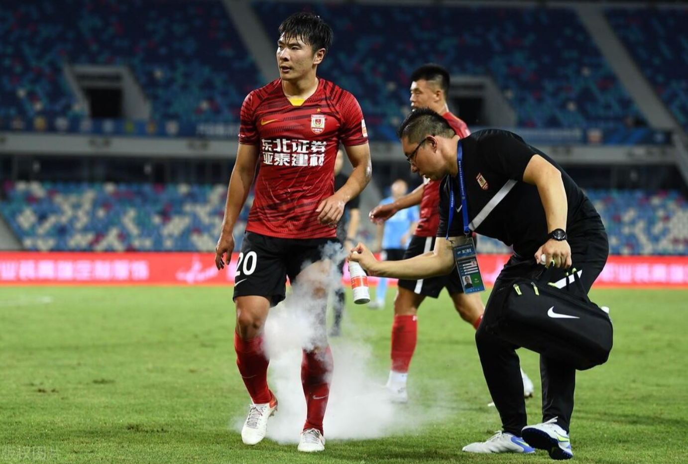 爱游戏体育-今夜国王杯传出新动向，圣安东尼奥马刺复出首秀，管理层表态：球迷炸锅，赛季目标并未改变的简单介绍